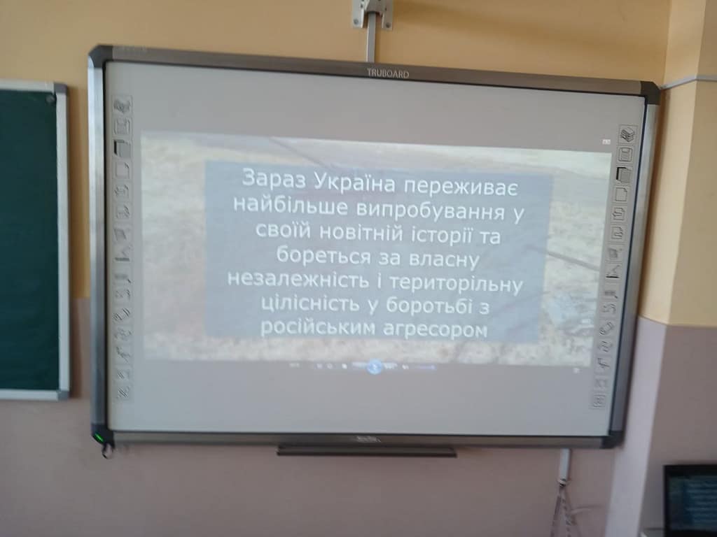 5377778420643132086