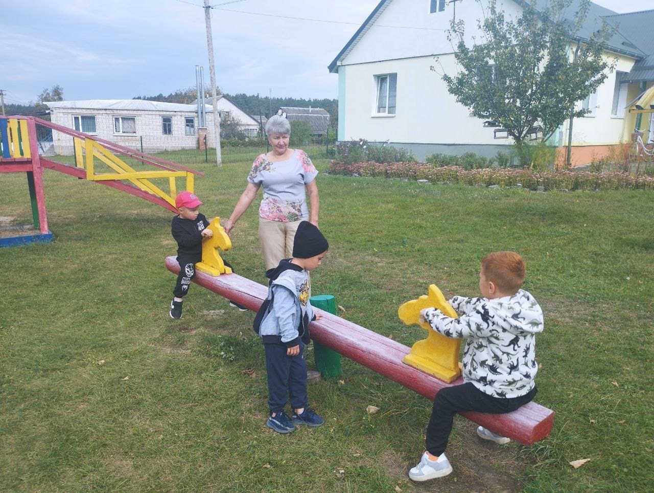 photo 5449549239714701526 y