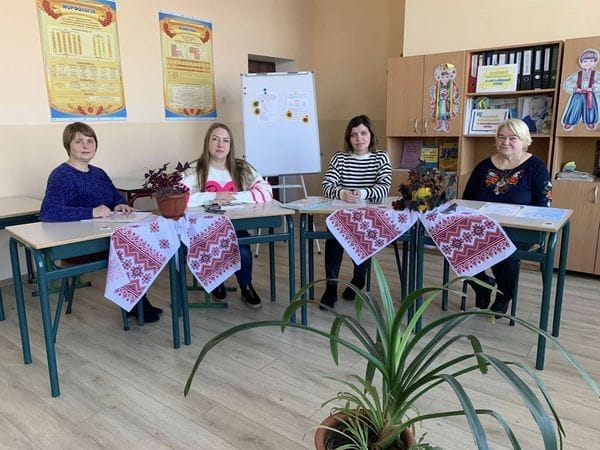 Засідання шкільної методичної комісії вчителів суспільно- гуманітарного циклу