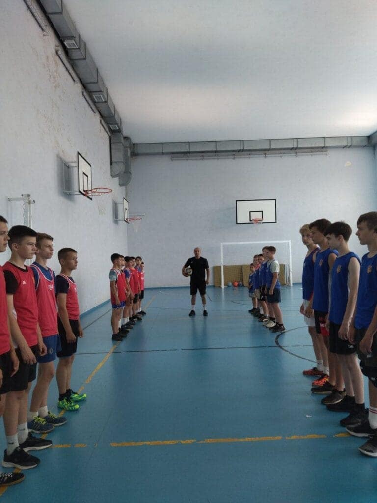 photo 5228839005041326571 y 768x1024 1